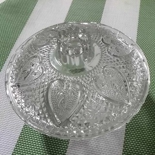 廚房用品-雕刻玻璃碗,糖果碗,甜點碗(含蓋子),水晶消磁碗,二手出清(全新)
