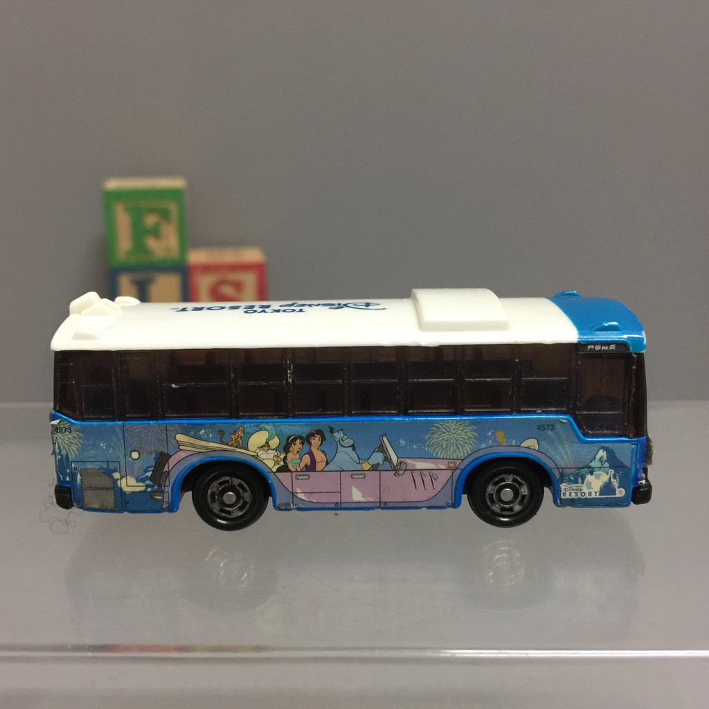 【FleaSir福利社】出清特賣 TOMY TOMICA 東京迪士尼樂園 米奇X阿拉丁 公車 巴士 多美小汽車 A19