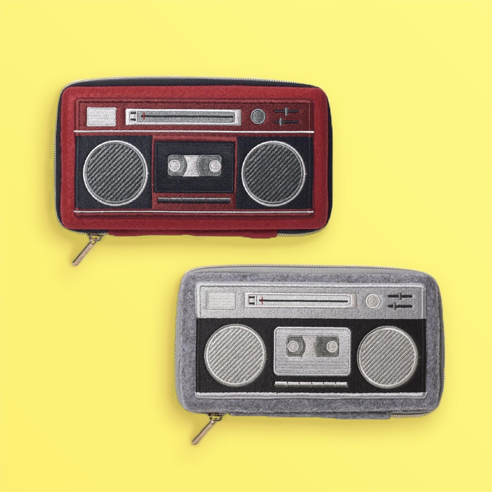 PUPU FELT 懷舊復古收音機 毛氈收納包 L/兩色（p+g design/日本正版授權/化妝包/小物包/收納包）