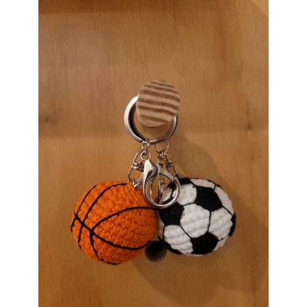 球類鑰匙圈  球類鉤針掛飾  足球 籃球 網球 棒球 排球 橄欖球 羽球 撞球  ※非現貨，下單開始製作※