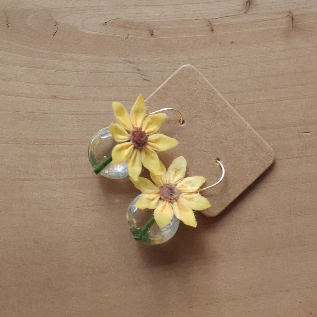 小腳落 7月 向日葵 紙藝耳飾 紙細工 花季 現貨 蝦皮購物