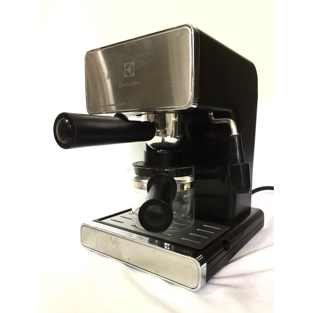 Electrolux 義式濃縮咖啡機