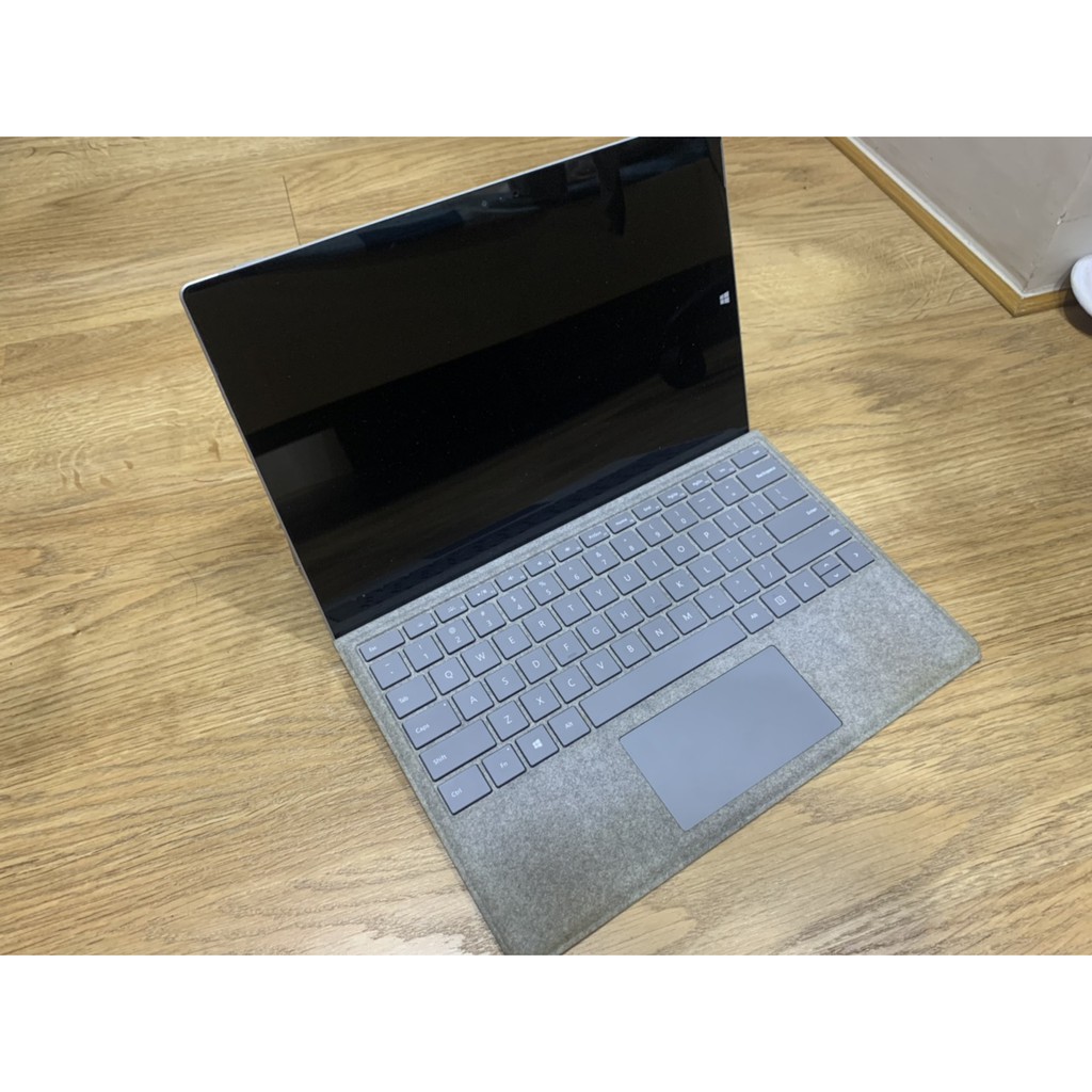 二手 Surface Pro3 128G 附鍵盤、簡易保護套