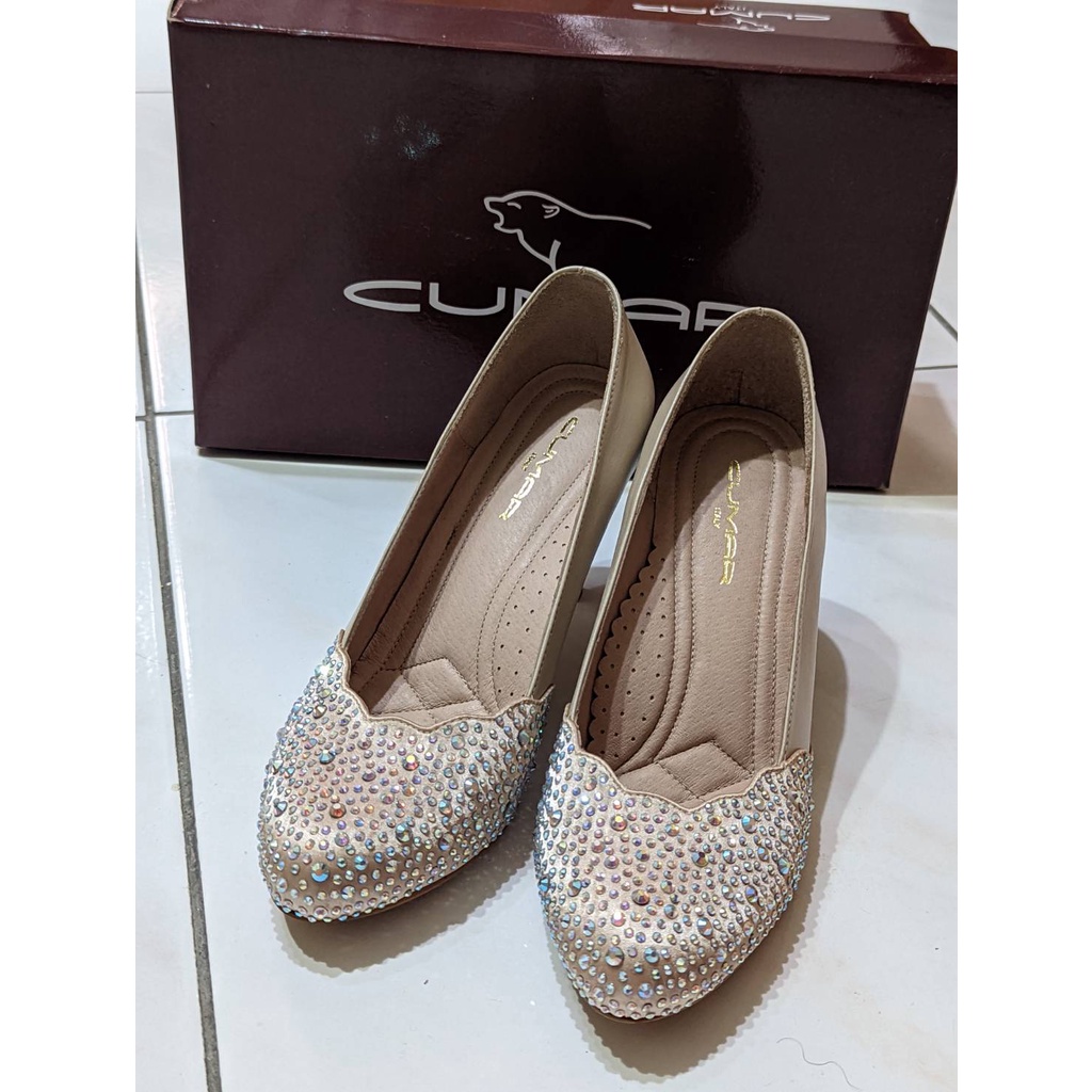 (二手近全新) CUMAR 5.5號 粉色鑲水鑽高根鞋/婚鞋/訂婚鞋