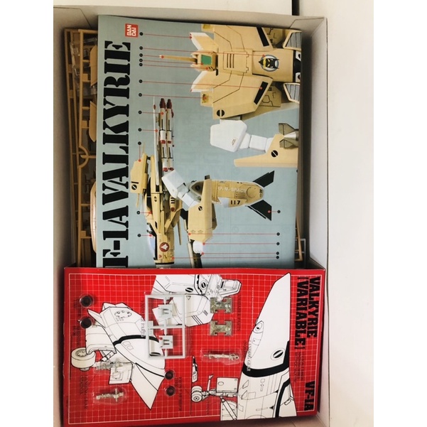 1/72 BANDAI 超時空要塞 馬克羅斯 25TH版 VF-1A VALKYRIE 女武神/可變身