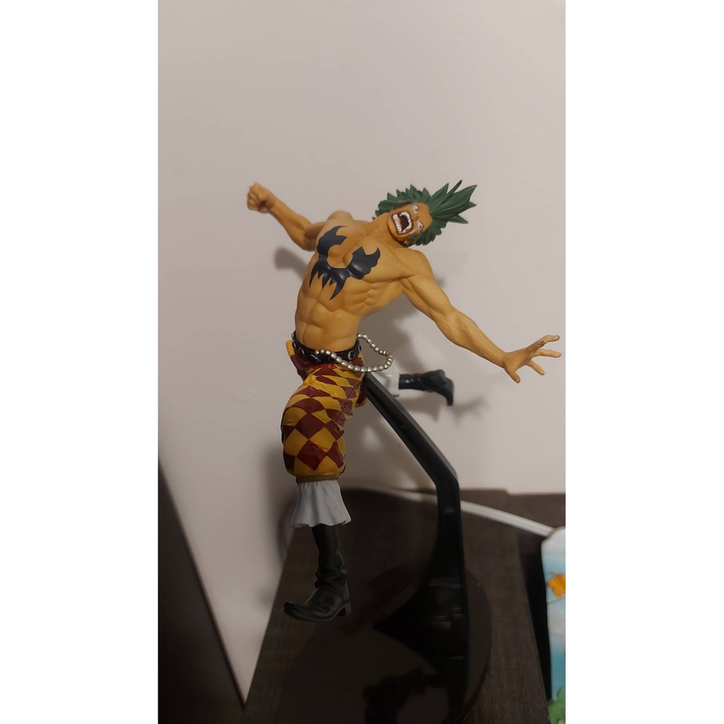 巴特洛馬 海賊王 航海王 魯夫 前輩 草帽海賊團 巴特俱樂部 結盟 二號船長 防護罩 吸血鬼 護盾 經典 場景 山賊 綠