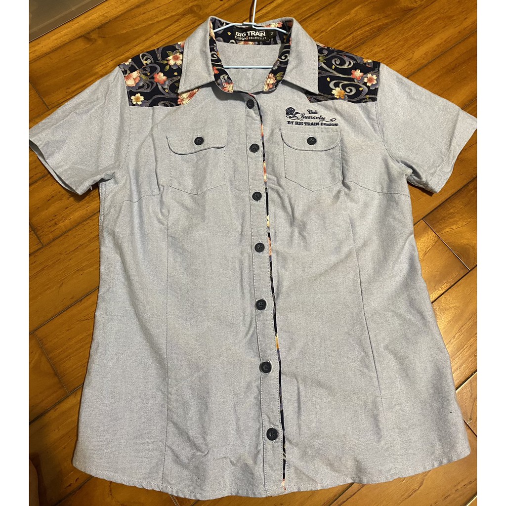 酷帥風 墨達人BIG TRAIN單寧個性風短袖日式花卉刺繡襯衫-保存良好二手品