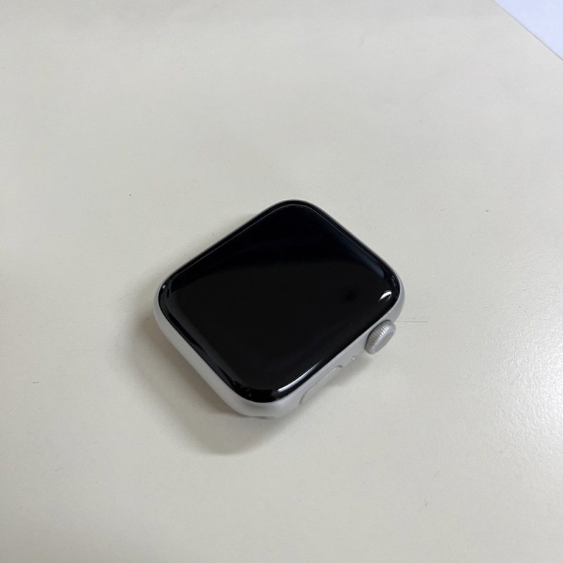 Apple Watch S5 44mm二手女用9.5成新高雄面交