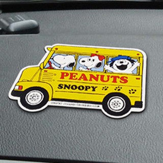 車之嚴選 cars go 汽車用品【SN24】日本SNOOPY 史努比 黃色校車圖案 儀表板 止滑墊 防滑墊