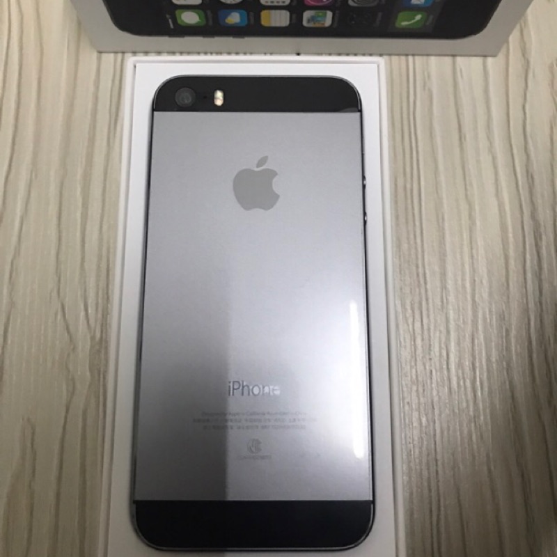 🍎 Apple Iphone5s 📱 9.5成新無傷👍🏻北部捷運面交者佳