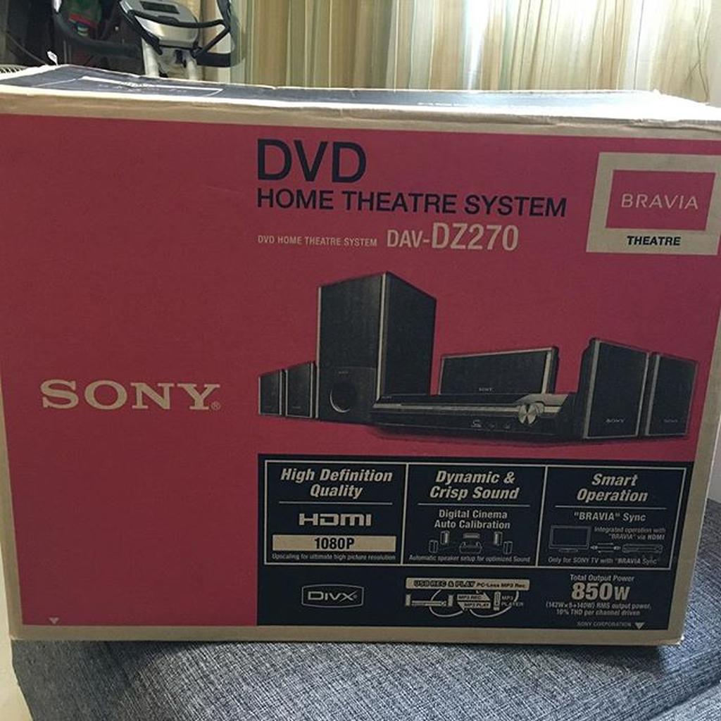 含運1200元。SONY  DVD家庭劇院組 DAV-DZ270