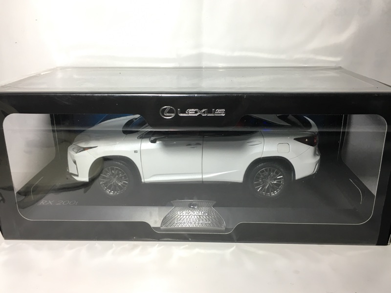 【收藏模人】原廠精品 Lexus RX200t Rx200 F sport 白色 1:18 1/18 Rx 4代