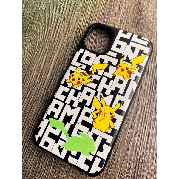 專櫃正版 I11 皮革 皮卡丘 授權手機殼📱 Pokémon x Longchamp