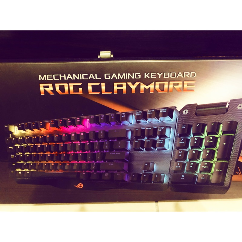 華碩ASUS ROG CLaymore RGB機械式 電競鍵盤 青軸