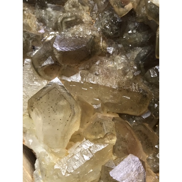 南非天然黃水晶 赤鐵礦 金字塔影山 骨幹水晶 晶簇 晶洞 原礦 #3588