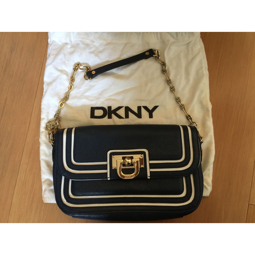 DKNY 肩背包
