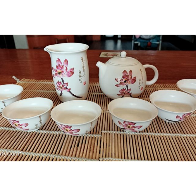 臺灣丞漢茶具組：茶壺x1杯子x1，茶杯(6入）如圖下午茶組，狀況非常良好/露營。