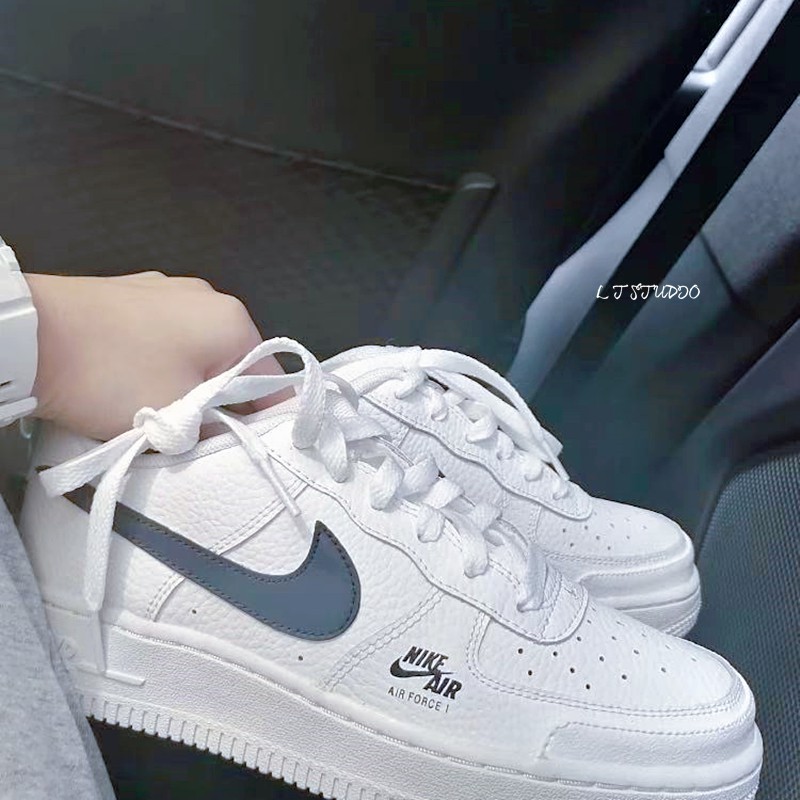 nike air force 1 07 low blue and white