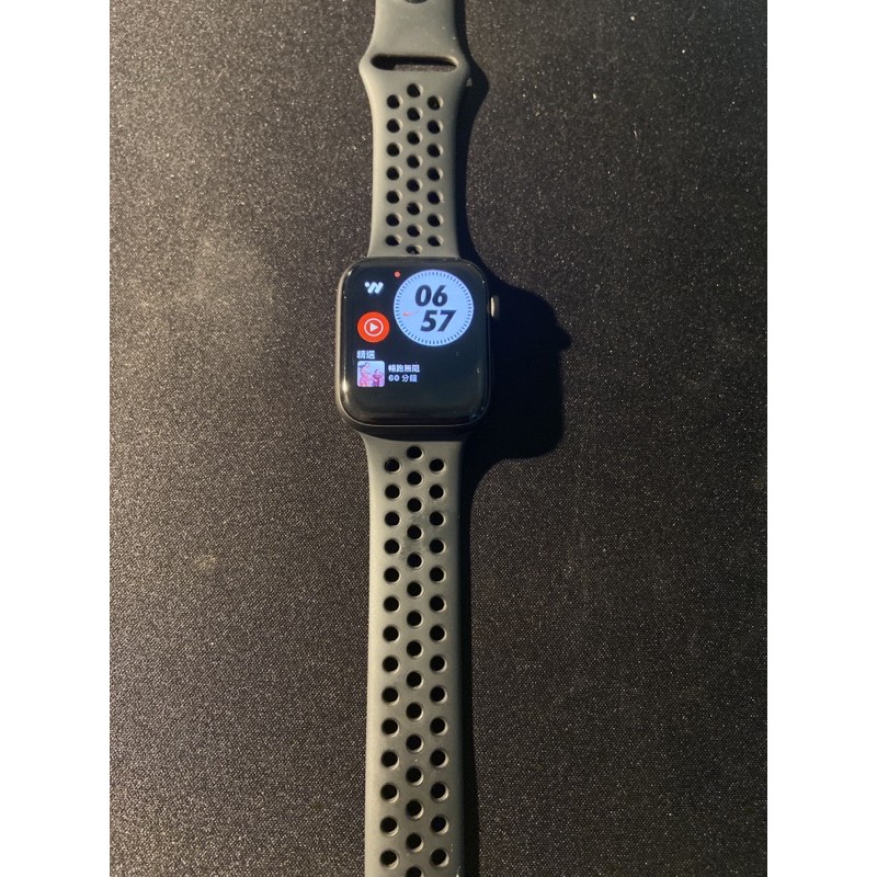 Apple Watch se 44mm gps Nike 版