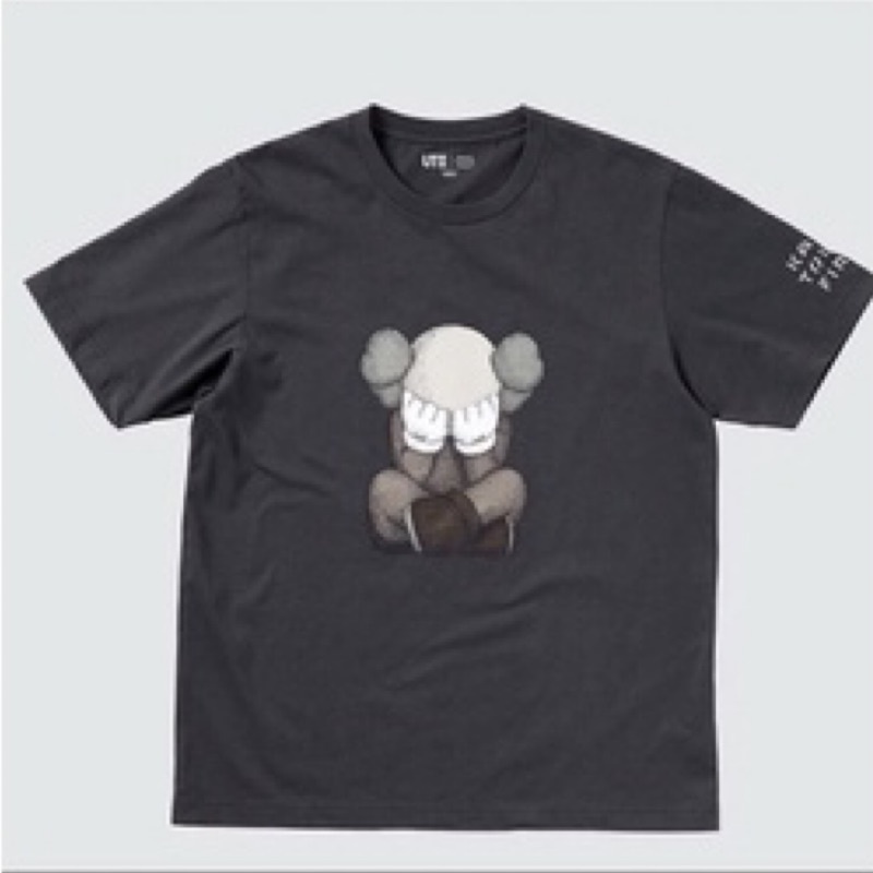 Kaws x Uniqlo 短Tee 日本限定