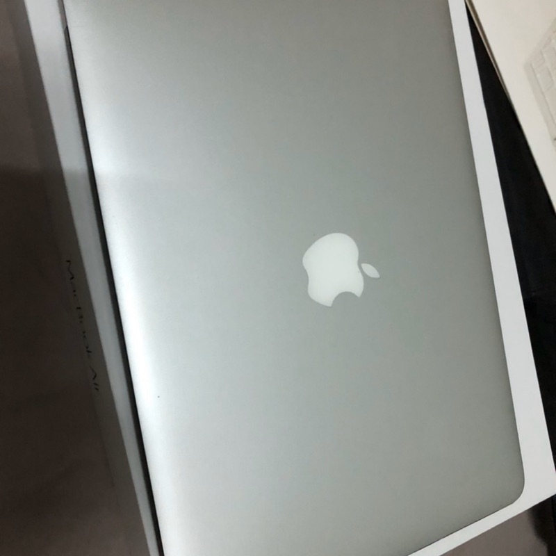 Apple macbook air 13吋 128GB 2018年
