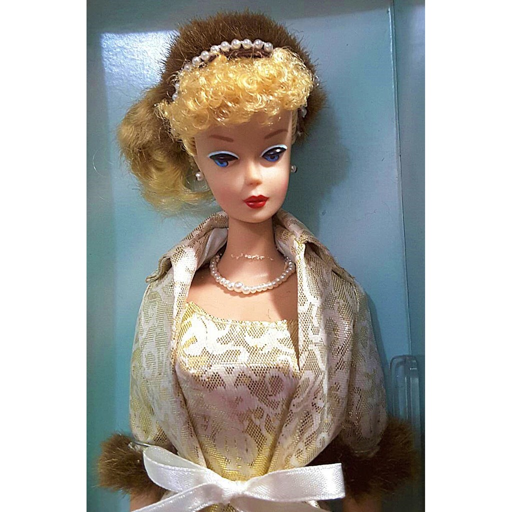 【Mika】金標收藏型芭比娃娃 1959 復古流金 珍珠刺繡 晚宴芭比（盒損）Barbie