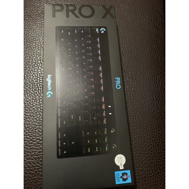 羅技 PRO X 職業級競技機械式電競鍵盤+超大滑鼠墊（免運）
