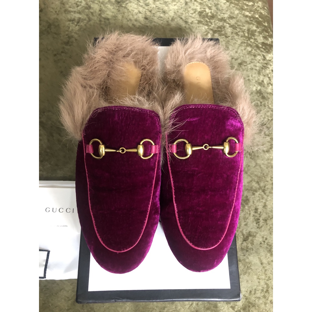 專櫃正品 Gucci princetown金屬鏈條與毛毛滾邊裝飾經典 紫粉色 麂皮毛毛拖鞋 $12000 #37號
