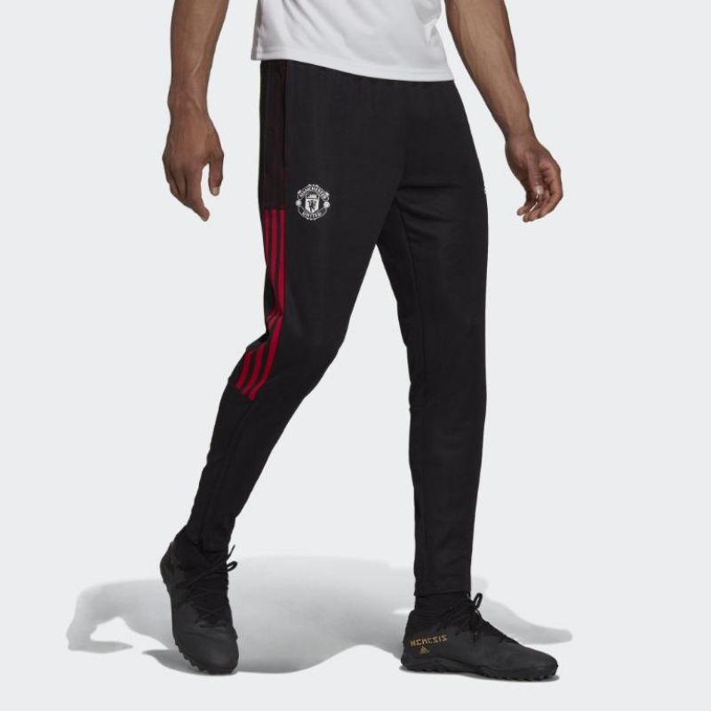 【絕版📍曼聯球隊授權∥全新㊣品】adidas Manchester United 英國曼徹斯特足球隊長褲（GR3788）