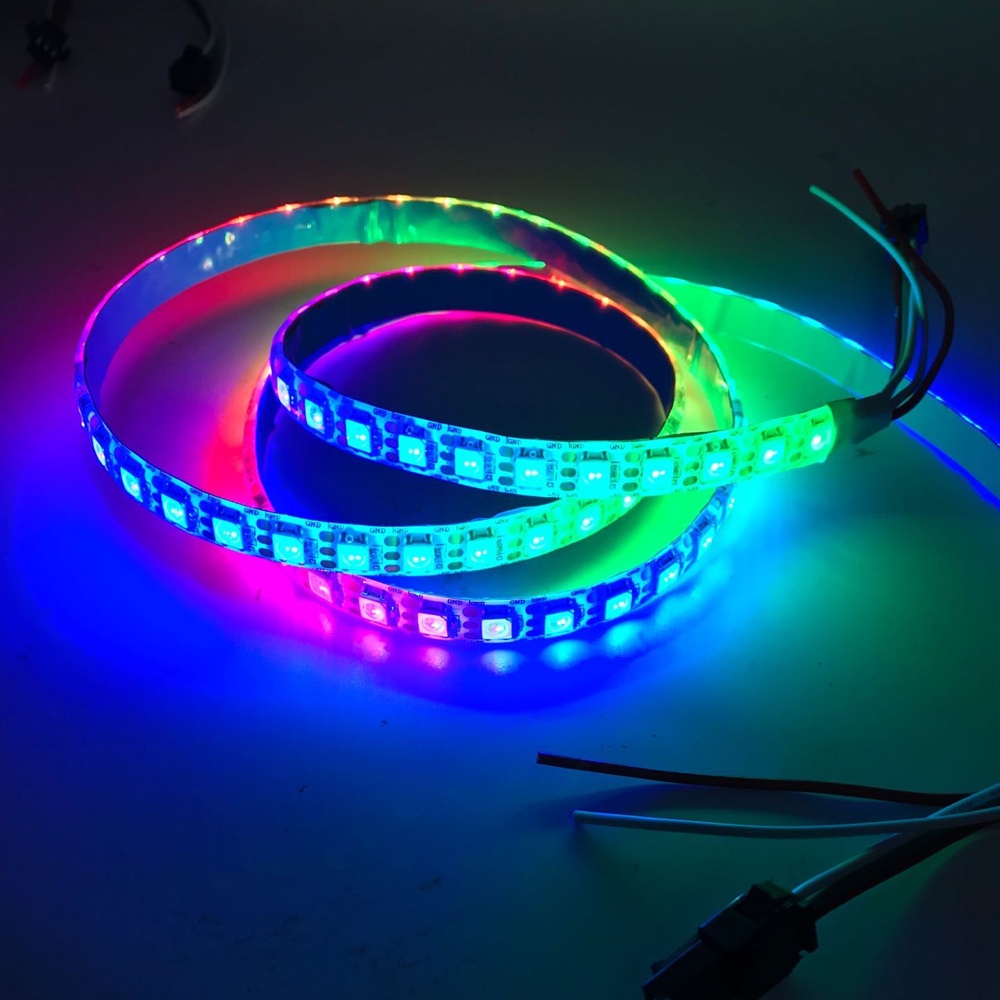 1m WS2812B led 燈條 74 像素/leds/m 智能 5050 RGB led 燈條,黑色/白色 PCB,