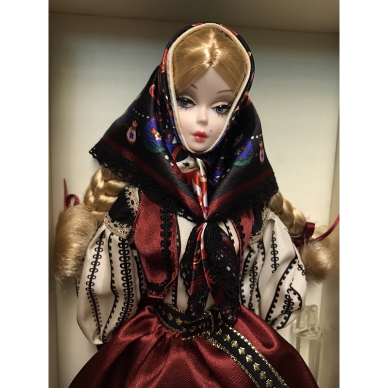 【 Barbie 】收藏型名模芭比—  Mila Barbie Doll Silkstone Fashion model