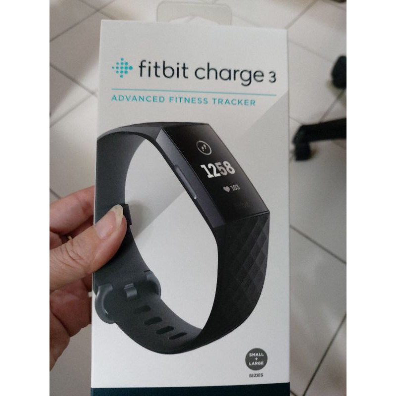 Fitbit Charge 3智慧手環