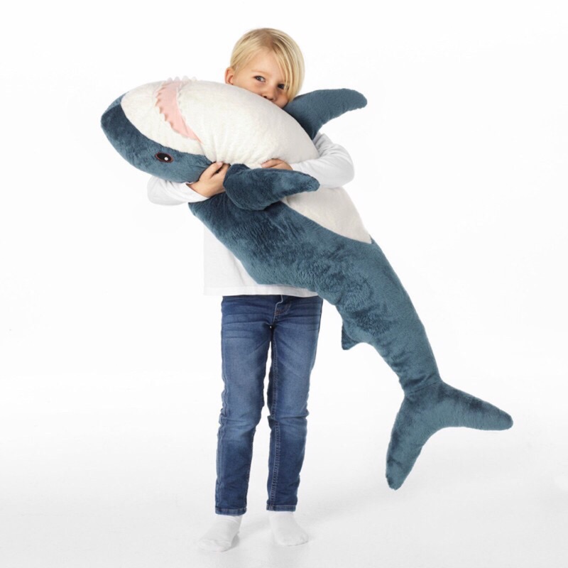 台灣現貨❤️網路最紅的鯊魚抱枕娃娃-也可以當哺乳枕月亮枕懶骨頭腰靠墊