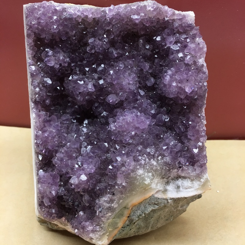 大紫水晶原礦，小芽晶簇，1251公克，12*11*9公分