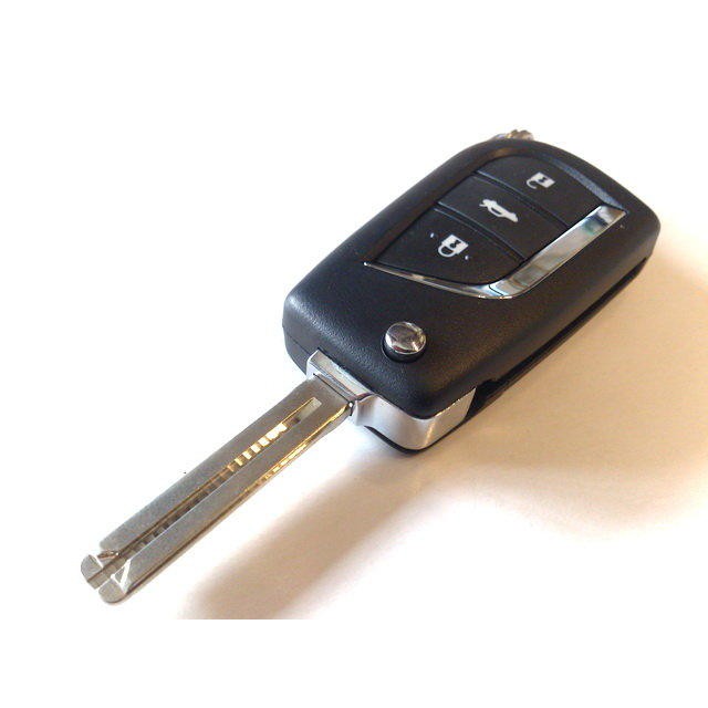 大彰化汽車晶片 2014款 Toyota Altis11代 豐田汽車 摺疊鑰匙複製 鑰匙不見拷貝Altis摺疊鑰匙