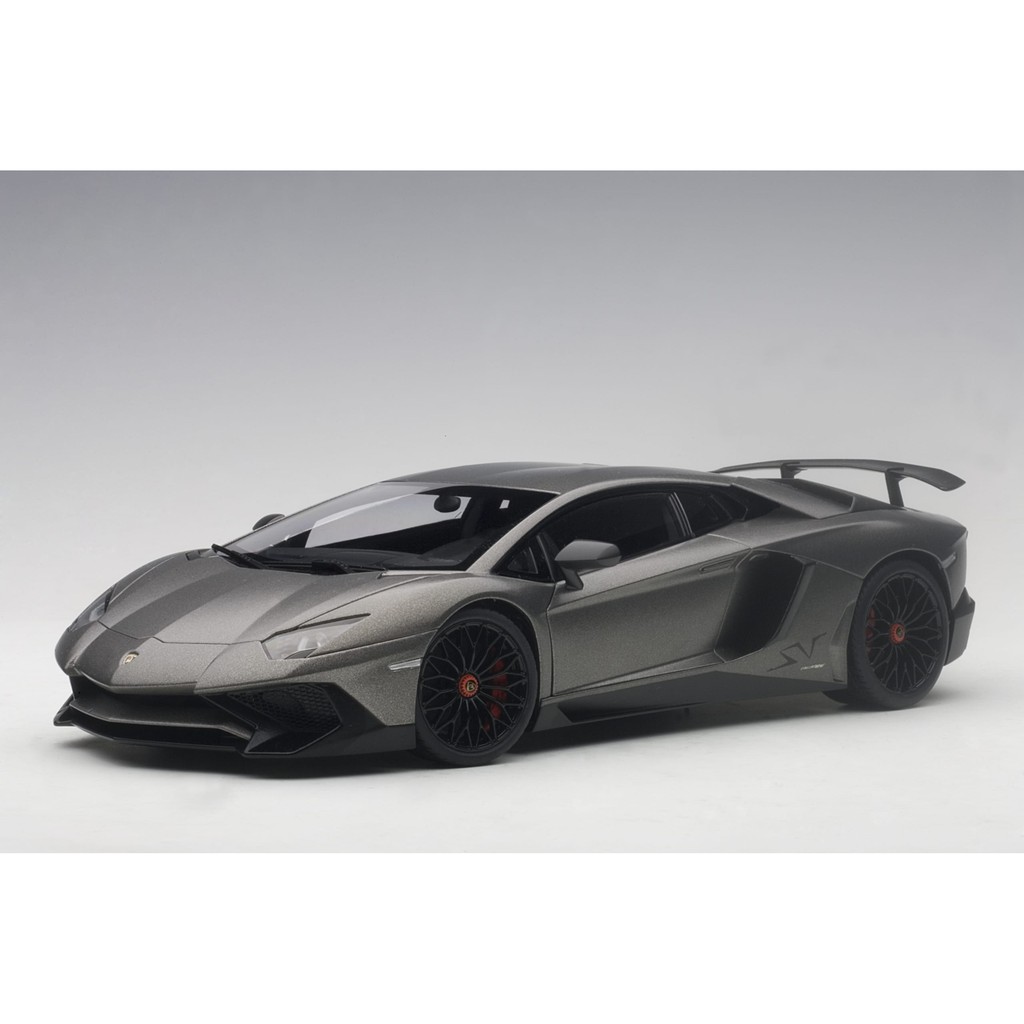 &lt;新品預購&gt; autoart 1:18 Lamborghini Aventador LP750-4 SV 金屬灰