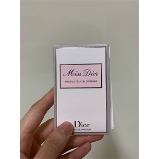 （免運）Dior 花漾迪奧精萃香氛針管香水 1ml