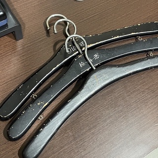 < 高檔 木頭 衣架 > 西裝 家用 無痕 專櫃 湊免運 二手 專用 酒店 男裝 女裝 木頭 服飾店 直播