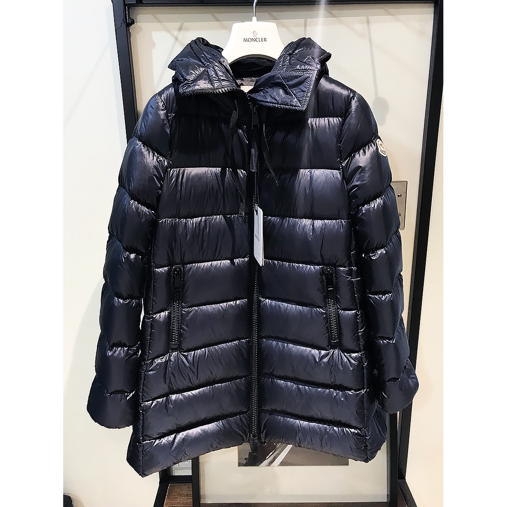 現貨【MONCLER】2018秋冬 SUYEN 中長版 羽絨外套 蓋臀 基本款 黑籃色 *15%OFF*