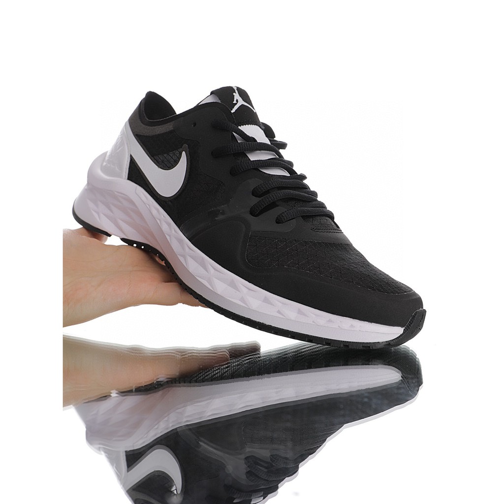 nike jordan runner