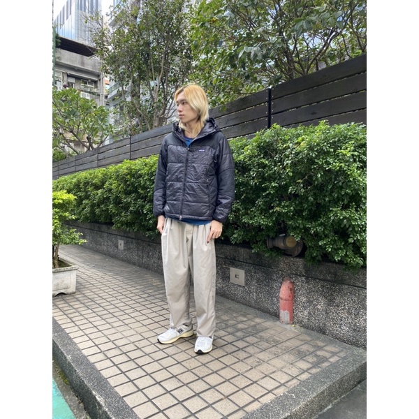 ★ Patagonia★パタゴニア★ダスパーカ★サイズ:M★ブラック×ネイビー★ 販促アイディア ★ Patagonia★パタゴニア★ダスパーカ★サイズ:M★ブラック×ネイビー★ ダウンジャケット