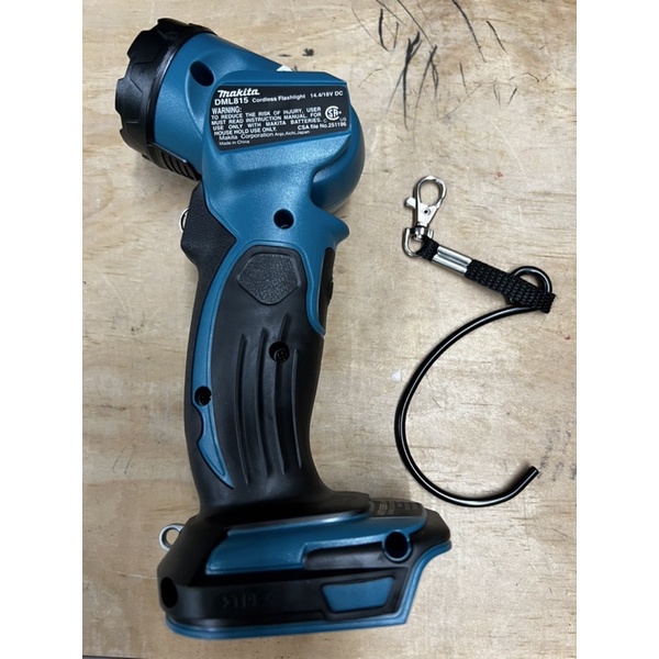 花電 全新 MAKITA 牧田 18v 手電筒  DML815 工作燈 可吊可站