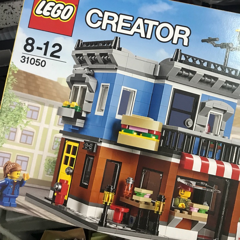 Lego 31050