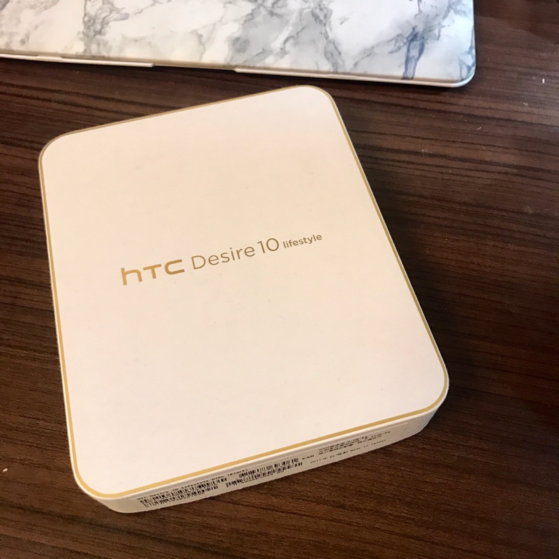 HTC Desire 10 lifestyle(16GB)/黑色