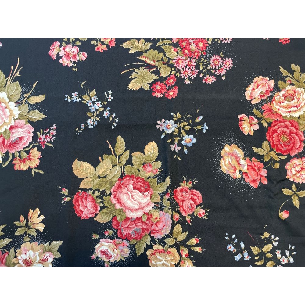 【傑美屋-縫紉之家】日本MON CHERI純棉布~黑色底玫瑰 G4 包包布料 零錢包 手提包 桌巾 進口布料