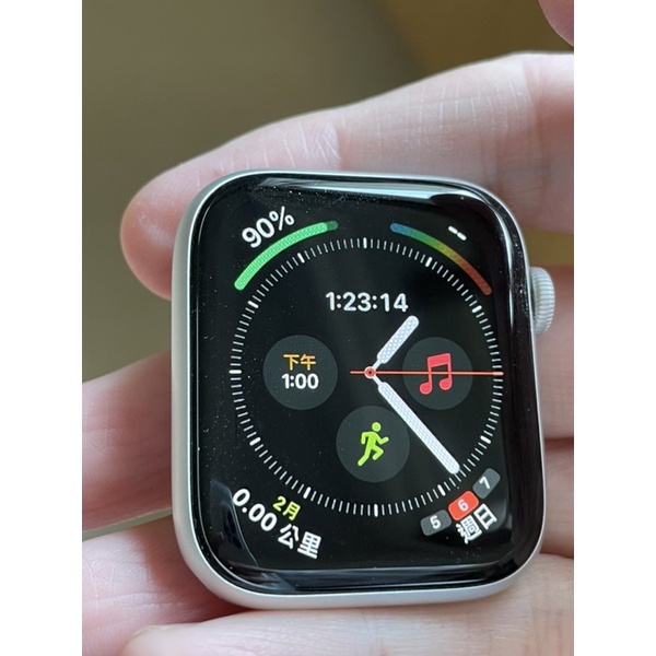 Apple Watch Series 4 LTE 44mm，銀色運動尼龍錶帶，免運