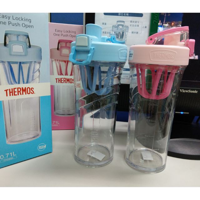 現貨 2018新上市 公司貨thermos膳魔師tritan搖搖杯0 71l 瓶身不含雙酚a 乳清蛋白粉隨行杯 蝦皮購物