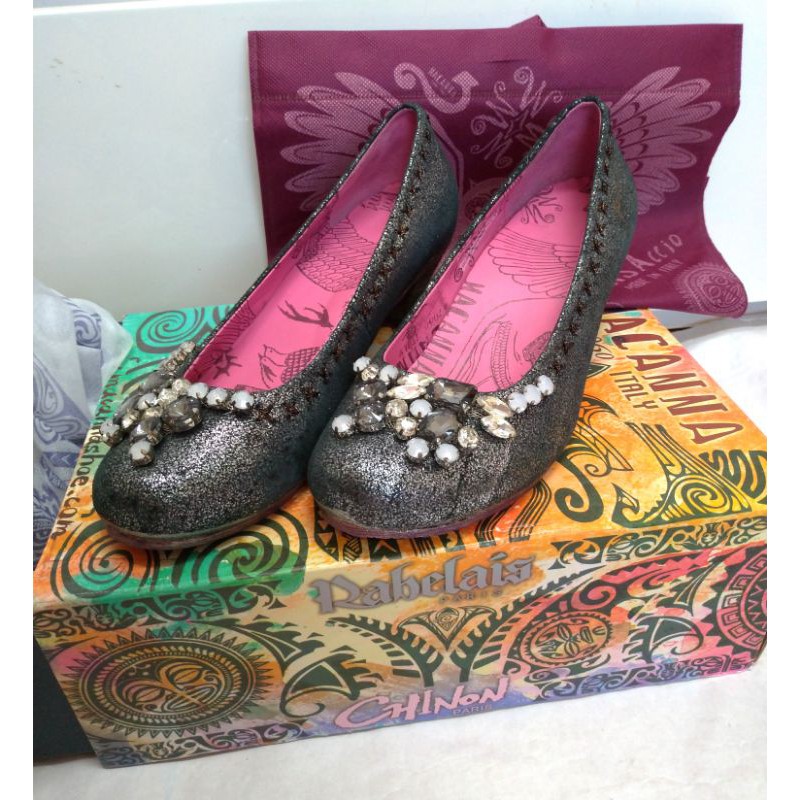 女鞋麥坎納macanna印灰色💎寶石裝飾跟鞋24/37已降價喜歡快把握