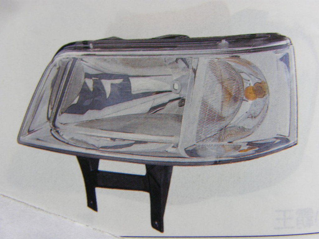 福斯 VW T5 03 大燈 頭燈 (單式H4) 其它後燈,馬達,昇降機,墊片,橡皮,來令片,皮帶,六角鎖,頂桿歡迎詢問