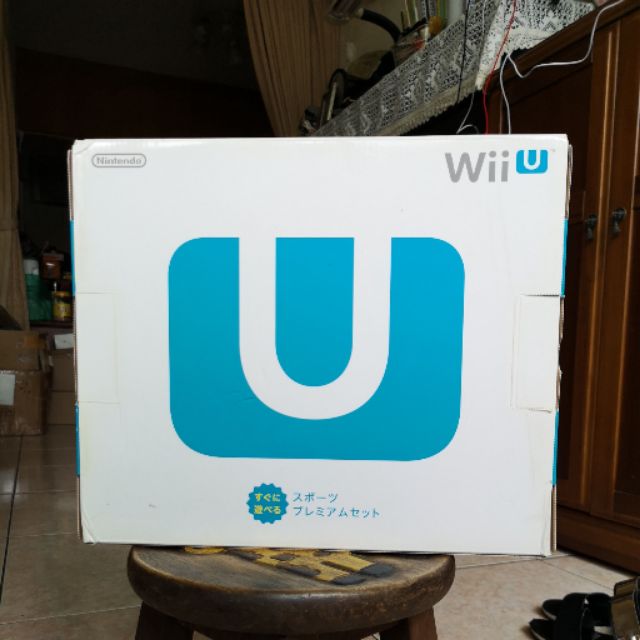 故障的Wii U 日本主機，32G,配件僅少了第7件,收起來前原本是好的，最近開機出現問題。